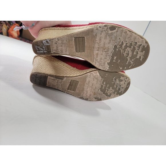 Toms Womens Wedges Size 7.5 Red Classic Canvas Espadrille Slip On Peep Toe - Picture 3 of 7